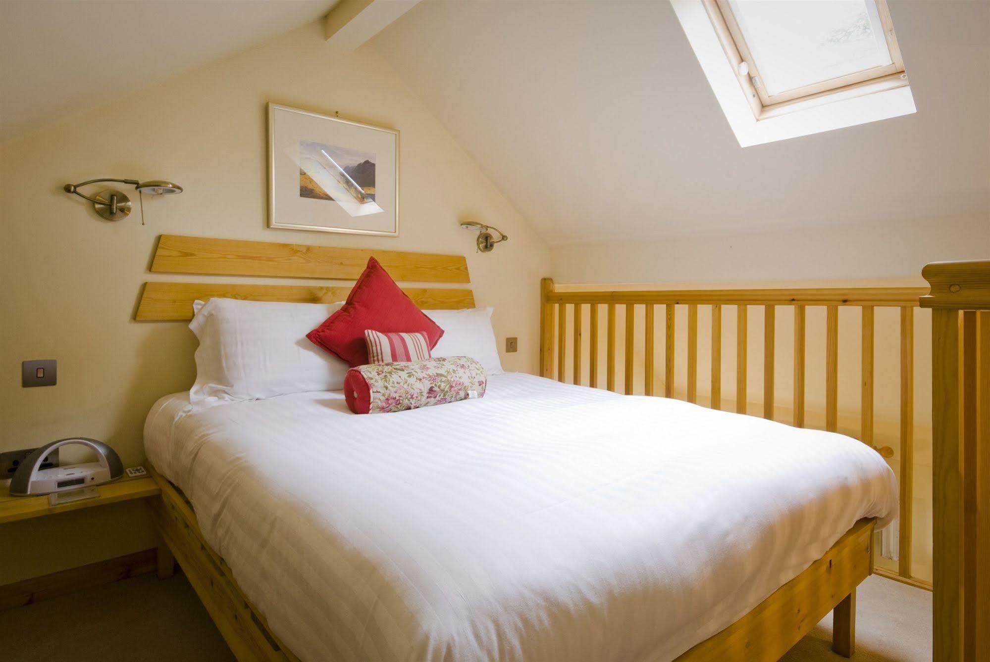 Tweedies Bar And Lodge Grasmere Buitenkant foto
